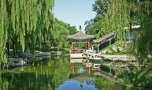 春游龙潭湖公园