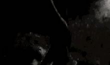 听，暴风雨的声音