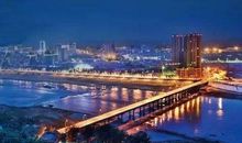 河滩·大桥·外祖母