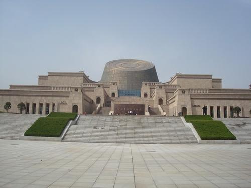 参观中国石鼓花园