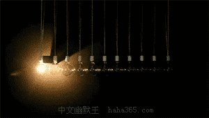 在黑暗中你给我一个光