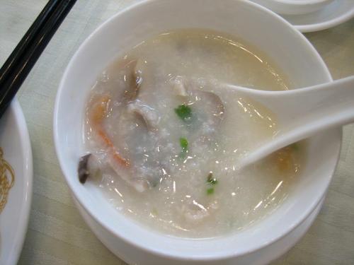 一碗稀饭的温暖