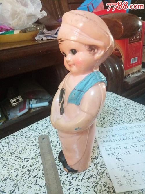热爱劳动的小女孩