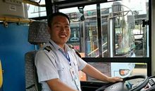 公交车上二三事