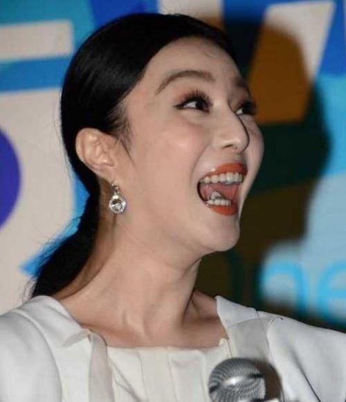 这样的人让我发笑
