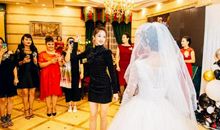 参加姐姐的婚礼