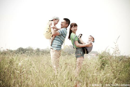 三个幸福的家庭