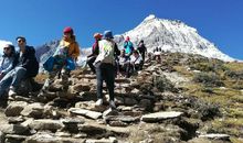 描述爬山的过程