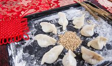 冬至包饺子的作文