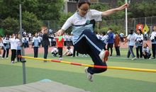 运动会上的精彩的瞬间