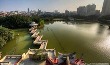 热闹的东湖公园