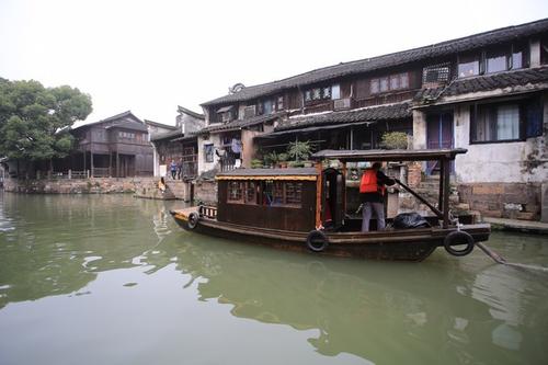 尤江南