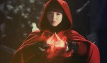 红袍下的“心”