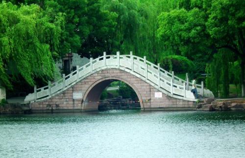 月亮湖公园