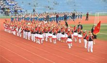 观看田径运动会开幕式有感