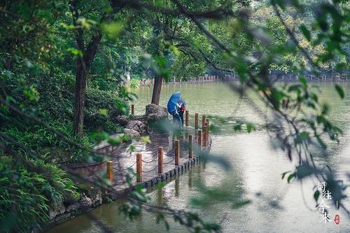 活泼的人民公园