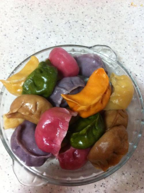多彩的饺子