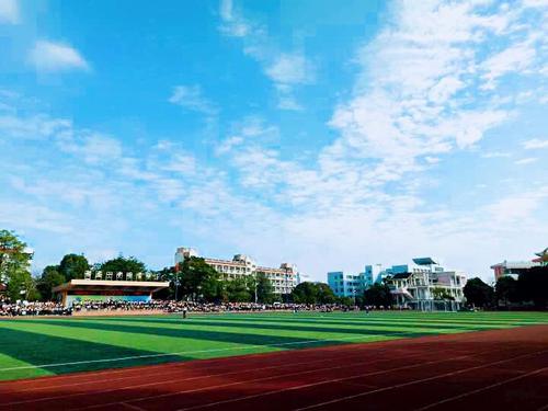 运动会结束后我们不说再见