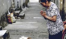 巷子里的那位老人