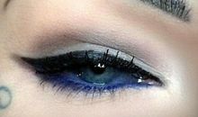 那一双湛蓝的眼睛