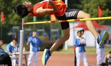 运动会上，我感动了