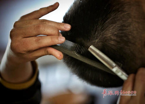 小理发师
