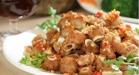 奶奶的盐和胡椒粉排骨