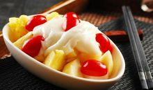 我给妈妈做水果沙拉