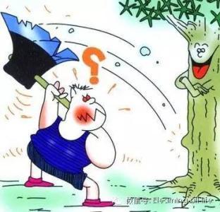 磨刀并砍木头