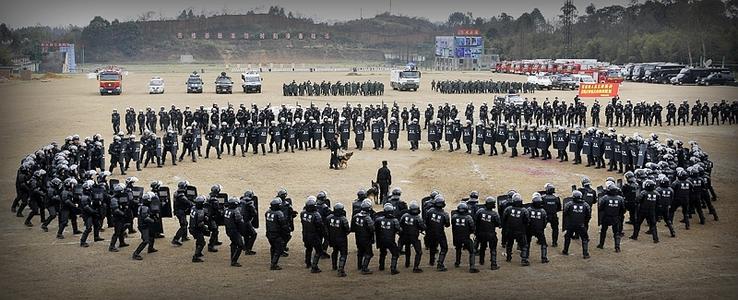 防暴演习