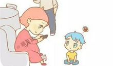 在妈妈的陪伴下成长