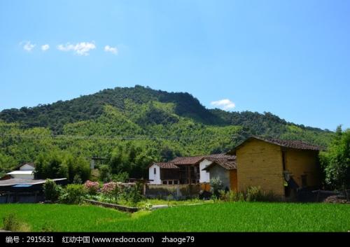 那里有一座哭泣的小山