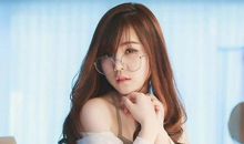 一个“自恋”的人