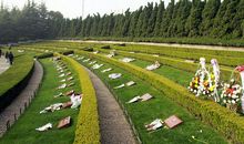 烈士陵园清明踏青