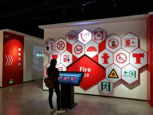 公开我的“爆炸”经历之一