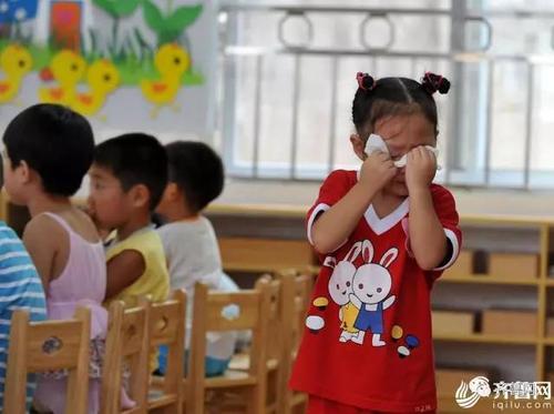 熊孩子上学的路