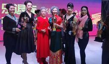 走上颁奖台的那一刻