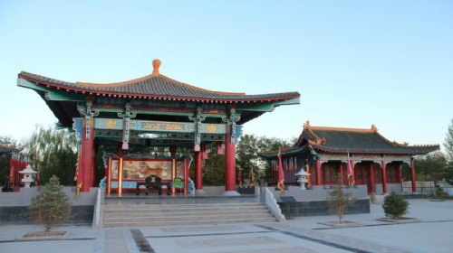 游回王府风景区