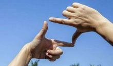 伸出自己的双手