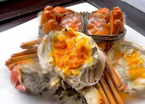 吃大闸蟹