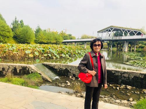生活很高兴认识彼此