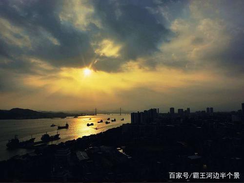 半河半河红