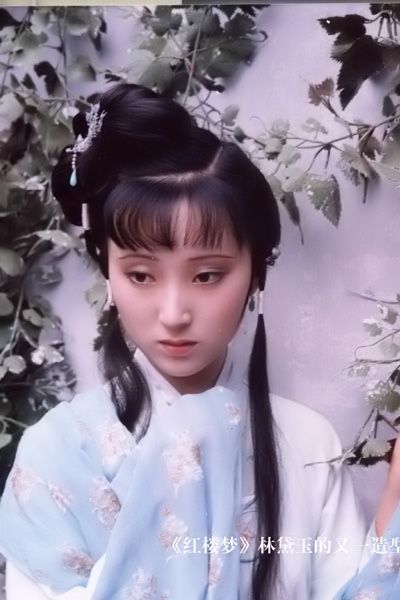 她深深地烙在我的心上