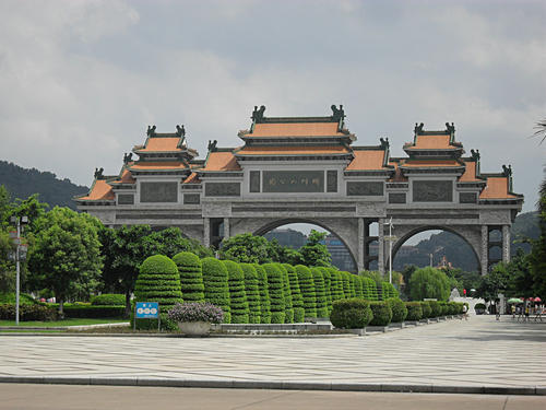 参观拱门公园