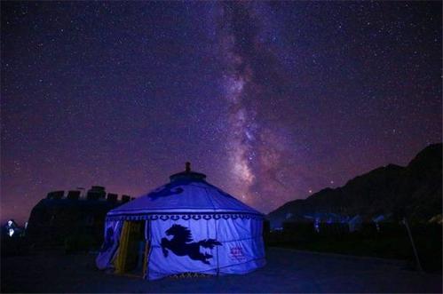 草原之夜真好