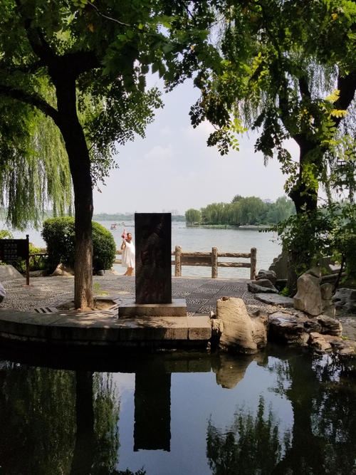 春季城市水
