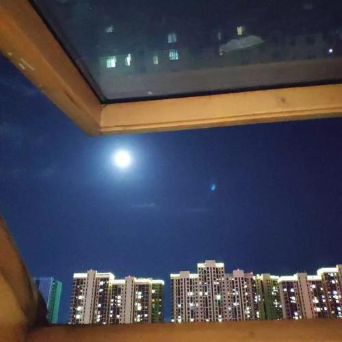 深夜的陪伴