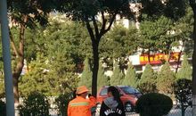 校园里的清洁工奶奶