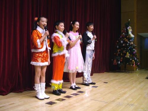 小学元旦晚会