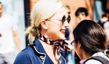 跟外婆学织围巾